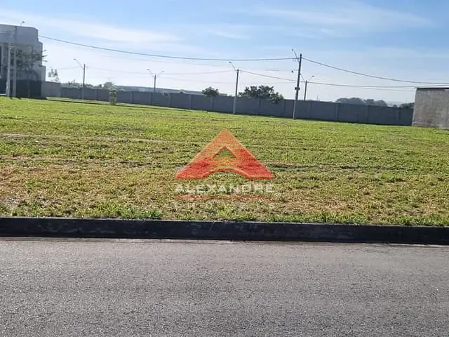 Terreno com 250m², à venda, no bairro Jardim das Flores em São José dos Campos