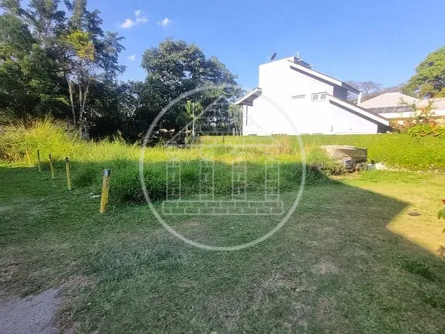 Terreno com 340m², para alugar, no bairro Parque do Castelo em São Paulo