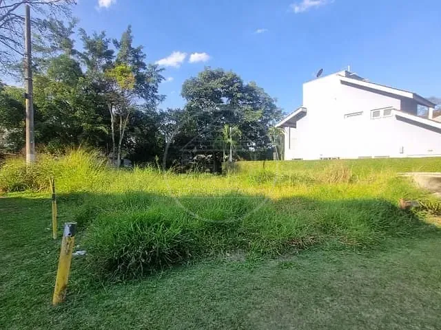 Terreno com 340m², para alugar, no bairro Parque do Castelo em São Paulo