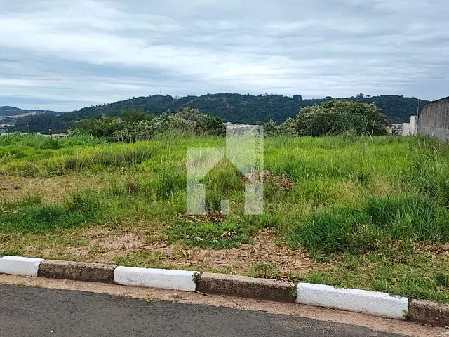 Terreno com 1330m², à venda, no bairro Minas de Inhandjara em Itupeva