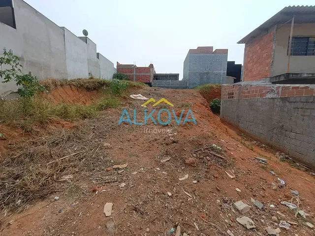 Terreno com 175m², à venda, no bairro Santa Cecilia II em São José dos Campos