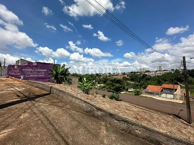Terreno com 451m², à venda, no bairro Coroados em Londrina