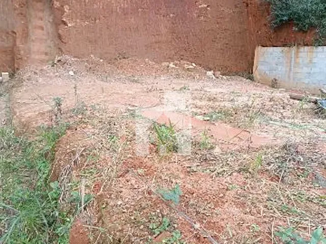 Terreno com 660m², à venda, no bairro Roseira em Jundiaí