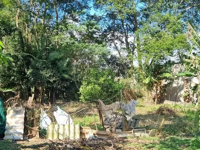 Terreno com 2000m², à venda, no bairro Jardim Shangrilá (Zona Sul) em São Paulo