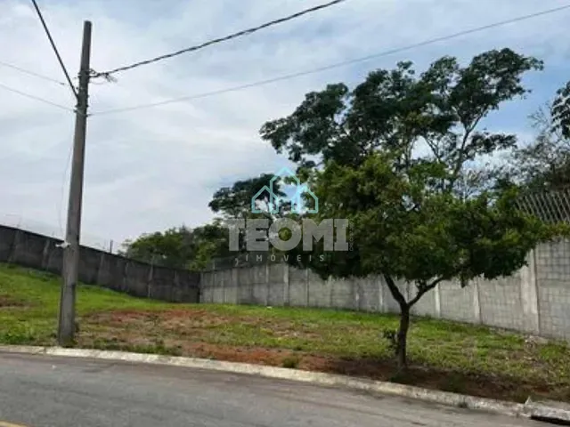 Terreno com 343m², à venda, no bairro Morada dos Nobres em Taubaté