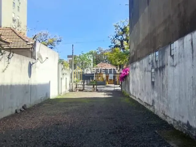 Terreno com 184m², à venda, no bairro Floresta em Porto Alegre