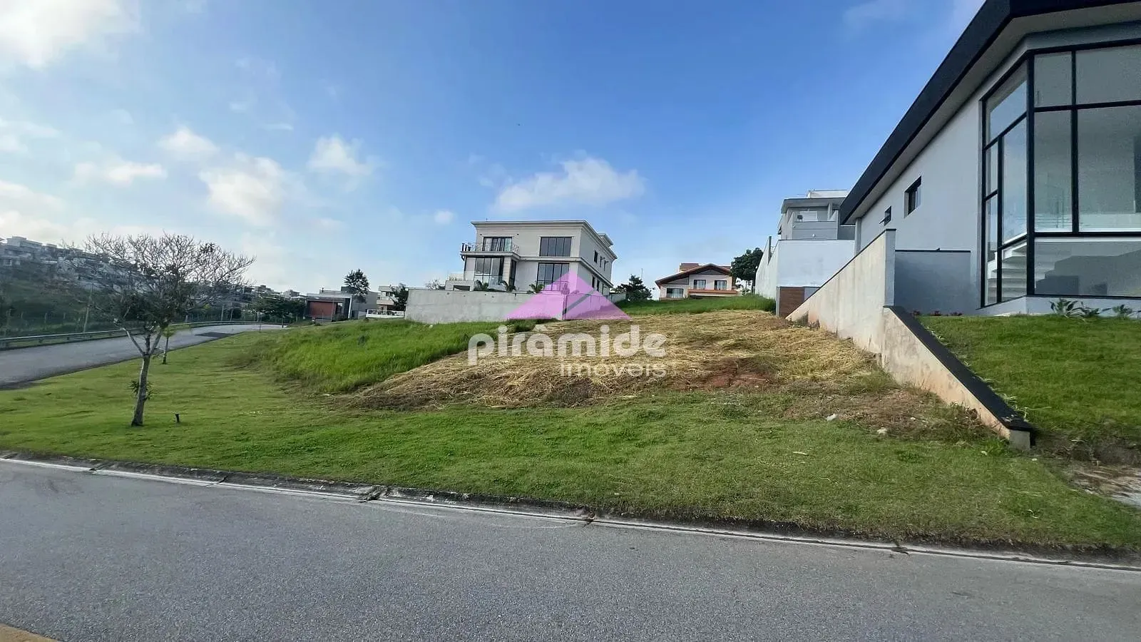 Terreno, 451 m² - Foto 1