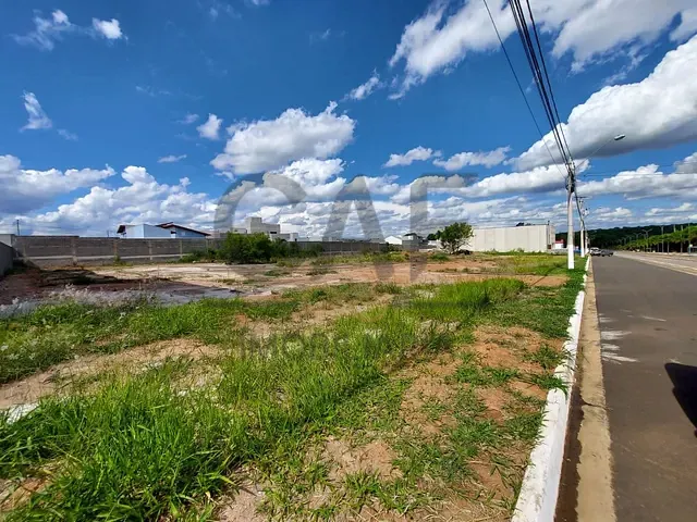 Terreno com 540m², à venda, no bairro Van Gogh em Holambra