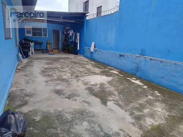Terreno com 305m², à venda, no bairro Vila Nova Manchester em São Paulo