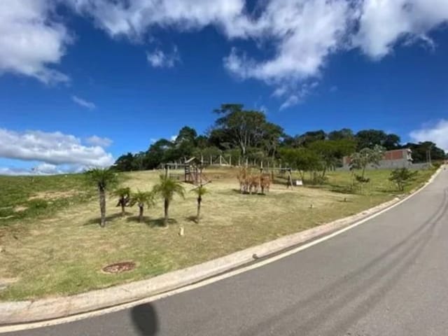 Terreno com 133m², à venda, no bairro Jardim Atalaia em Cotia