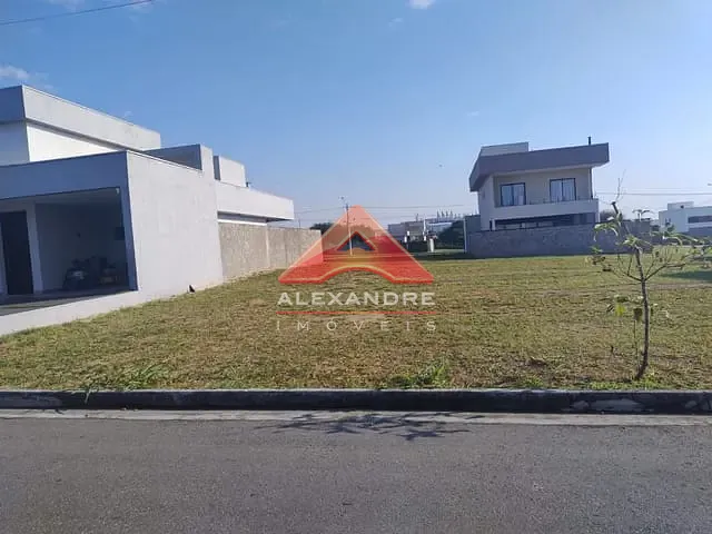 Terreno com 250m², à venda, no bairro Jardim das Flores em São José dos Campos
