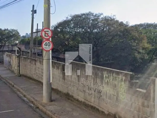Terreno com 903m², à venda, no bairro Centro em Jundiaí