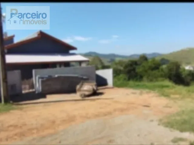 Terreno com 600m², à venda, no bairro Monte Cristo em Piracaia