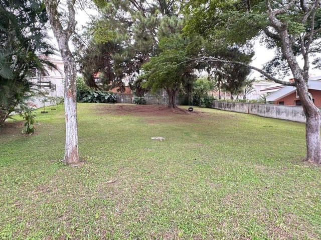 Terreno com 420m², à venda, no bairro Alphaville em Santana de Parnaíba