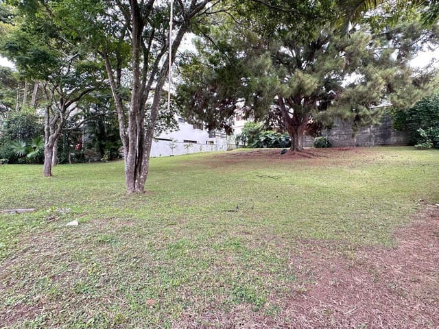 Terreno com 420m², à venda, no bairro Alphaville em Santana de Parnaíba