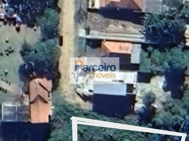Terreno com 700m², à venda, no bairro Monte Cristo em Piracaia