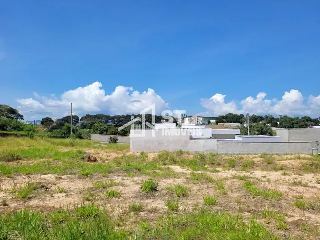 Terreno com 250m², à venda, no bairro Morada Dos Passaros em Andradas