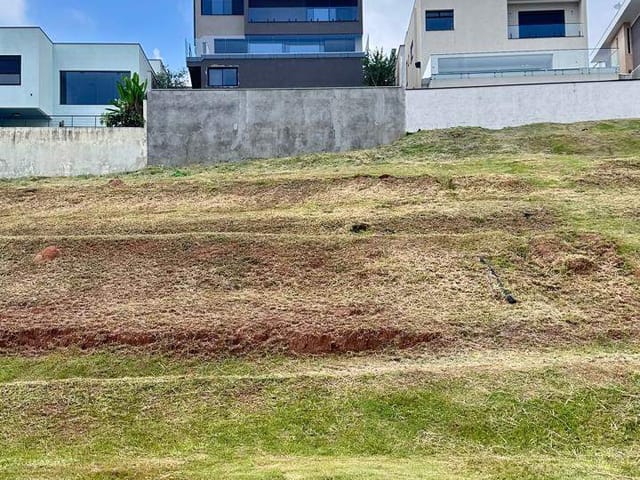 Terreno com 552m², à venda, no bairro Alphaville em Santana de Parnaíba