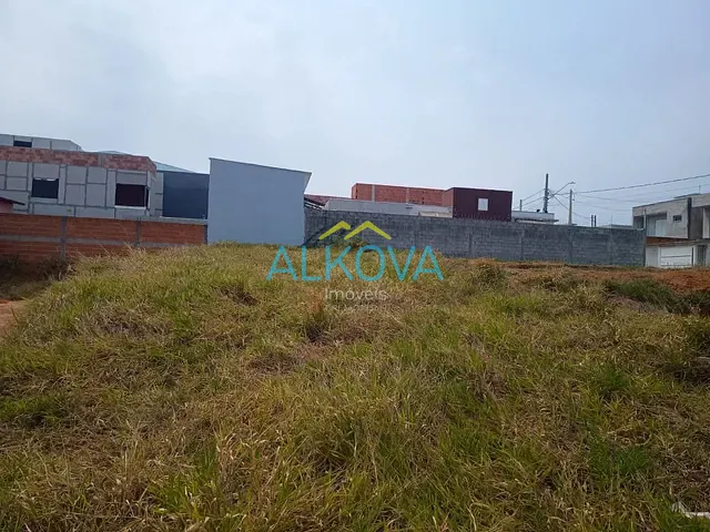 Terreno com 257m², à venda, no bairro Recanto dos Eucaliptos em São José dos Campos