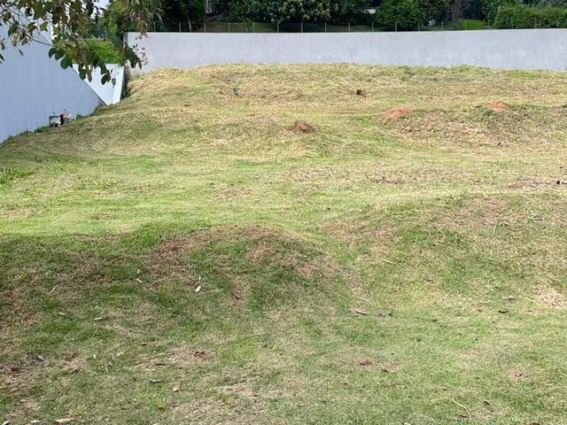 Terreno com 820m², à venda, no bairro Alphaville em Santana de Parnaíba