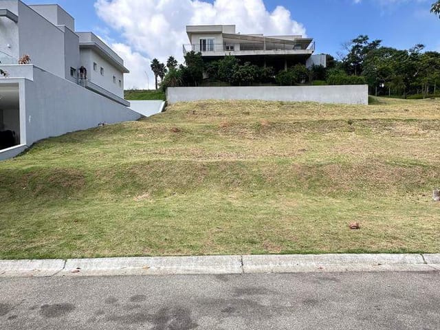 Terreno com 820m², à venda, no bairro Alphaville em Santana de Parnaíba