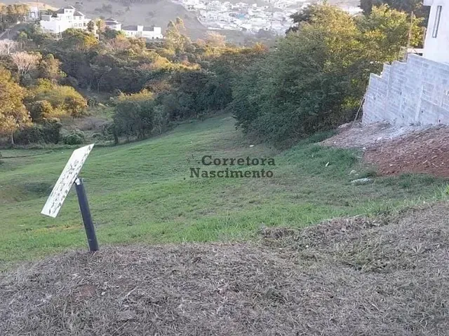 Terreno com 300m², à venda, no bairro Jardim Colinas em Jacareí
