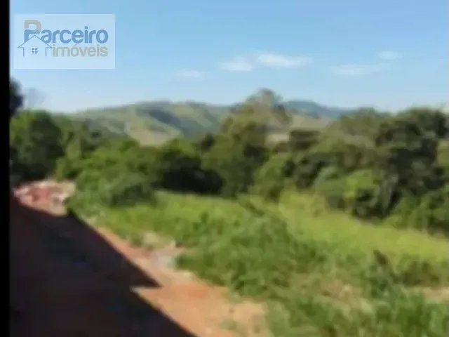 Terreno com 1300m², à venda, no bairro Centro em Piracaia