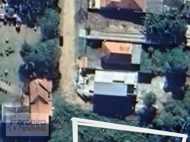 Terreno com 1300m², à venda, no bairro Centro em Piracaia