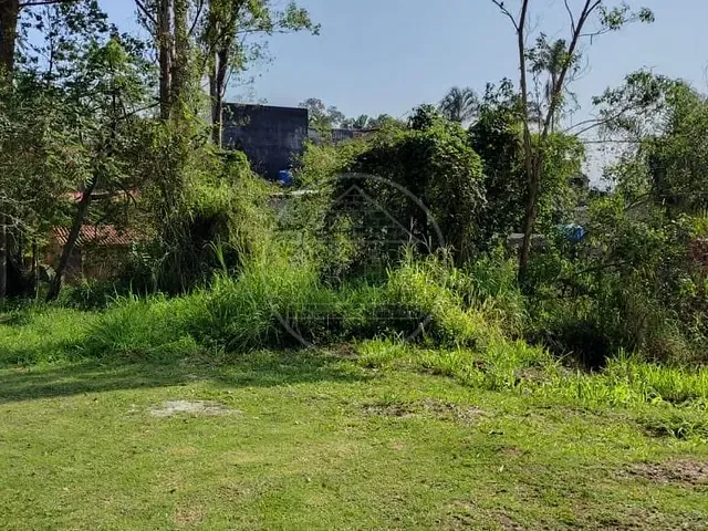 Terreno com 511m², à venda, no bairro Parque do Terceiro Lago em São Paulo