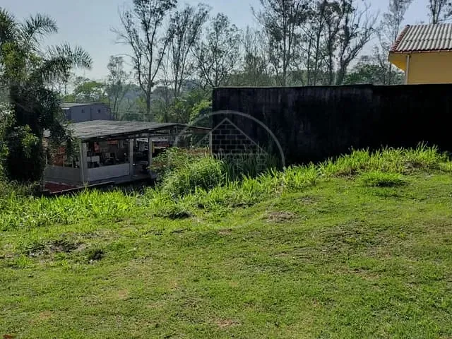 Terreno com 511m², à venda, no bairro Parque do Terceiro Lago em São Paulo