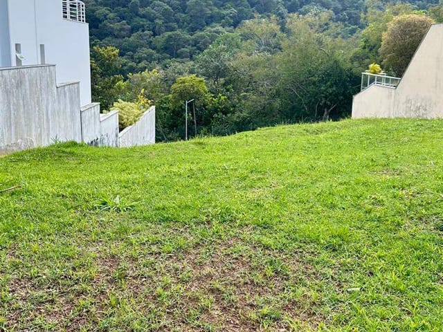 Terreno com 490m², à venda, no bairro Alphaville em Santana de Parnaíba