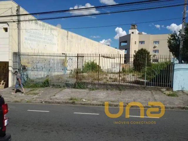 Terreno para alugar, no bairro CABRAL em Curitiba