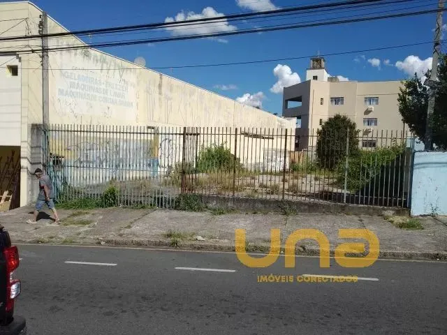 Terreno para alugar, no bairro CABRAL em Curitiba