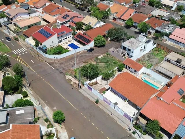 Terreno com 382m², à venda, no bairro Itamarati em Londrina