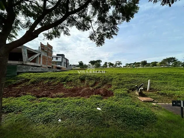 Terreno com 543m², à venda, no bairro Jardins de Monet Residence em Maringá