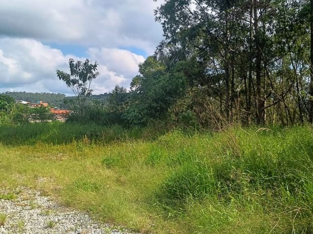 Terreno com 240m², à venda, no bairro Caucaia do Alto em Cotia