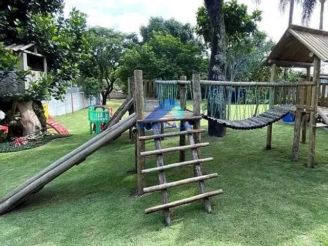 Terreno com 2500m², à venda, no bairro Chácaras São José em São José dos Campos