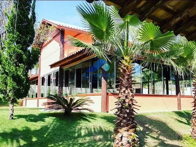 Terreno com 2500m², à venda, no bairro Chácaras São José em São José dos Campos