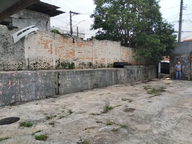 Terreno com 220m², para alugar, no bairro Vila Sao Luis em São Paulo