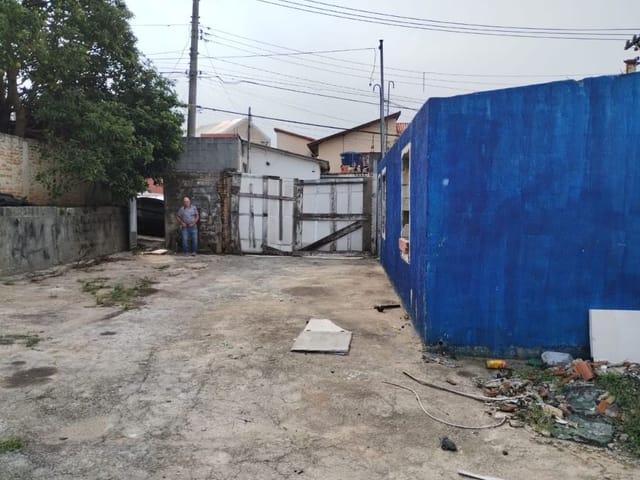 Terreno com 220m², para alugar, no bairro Vila Sao Luis em São Paulo