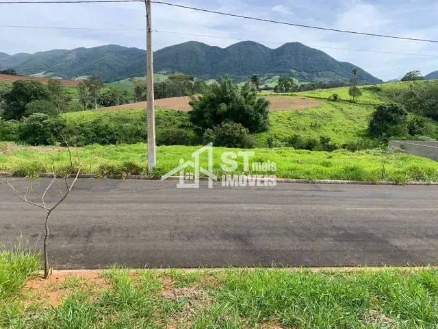 Terreno com 200m², à venda, no bairro Parque São Cristovão em Andradas