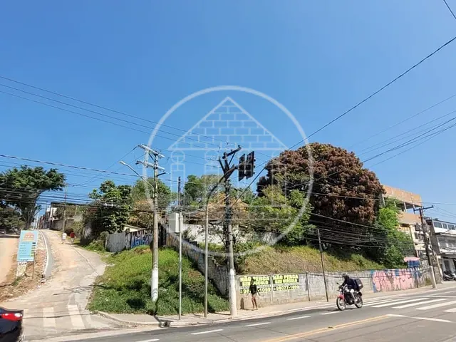 Terreno com 1320m², à venda, no bairro Parque Brasil em São Paulo