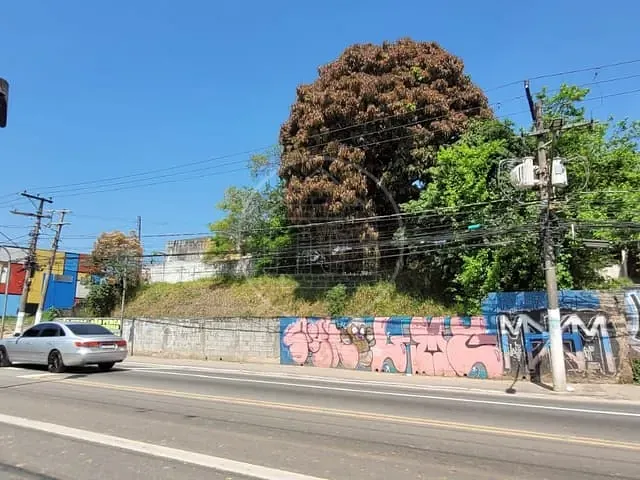 Terreno com 1320m², à venda, no bairro Parque Brasil em São Paulo