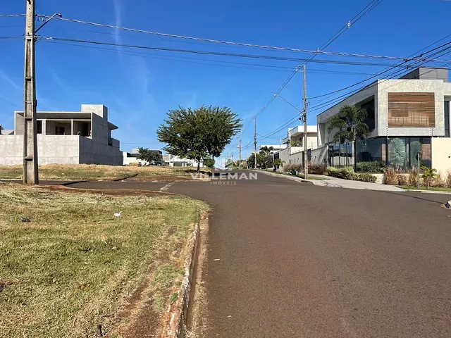 Terreno com 511m², à venda, no bairro Bom Jardim em Maringá