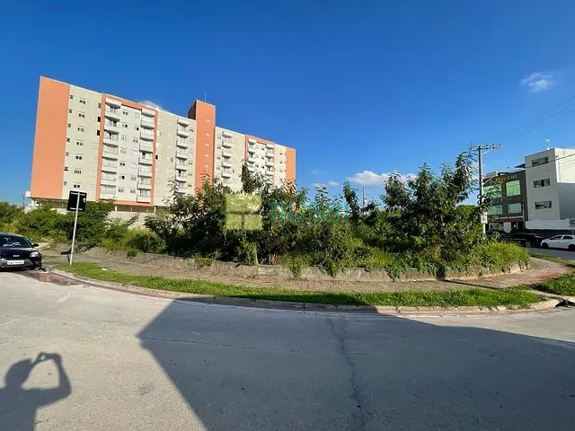 Terreno com 2350m², para alugar, no bairro Jardim Aquarius em São José dos Campos