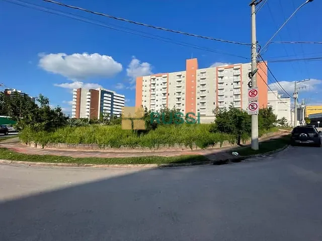 Terreno com 2350m², à venda, no bairro Jardim Aquarius em São José dos Campos