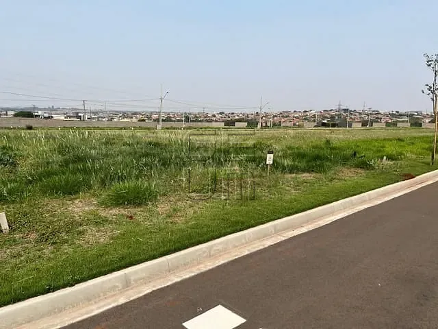 Terreno com 318m², à venda, no bairro Gleba Simon Frazer em Londrina