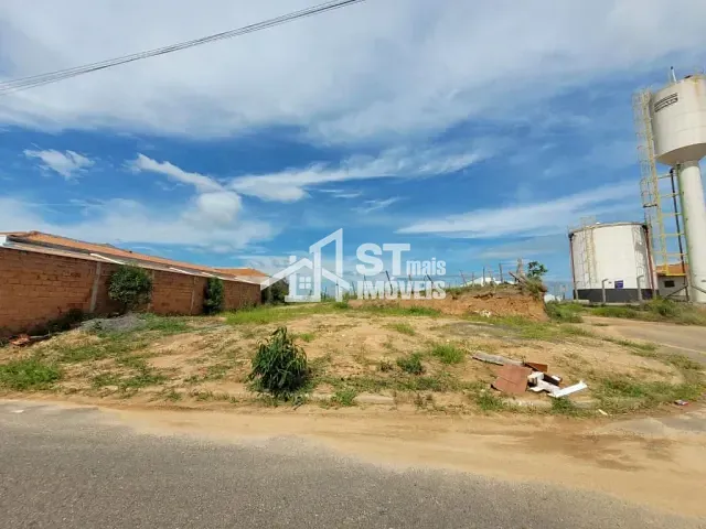 Terreno com 215m², à venda, no bairro David de Paula em Andradas