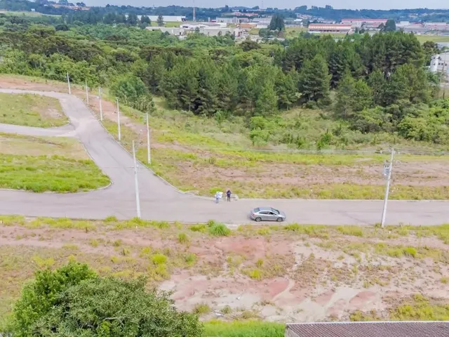 Terreno à venda, no bairro Jardim Orestes Thá em Quatro Barras