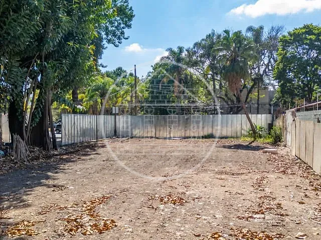 Terreno com 635m², à venda, no bairro Jardim Paulista em São Paulo